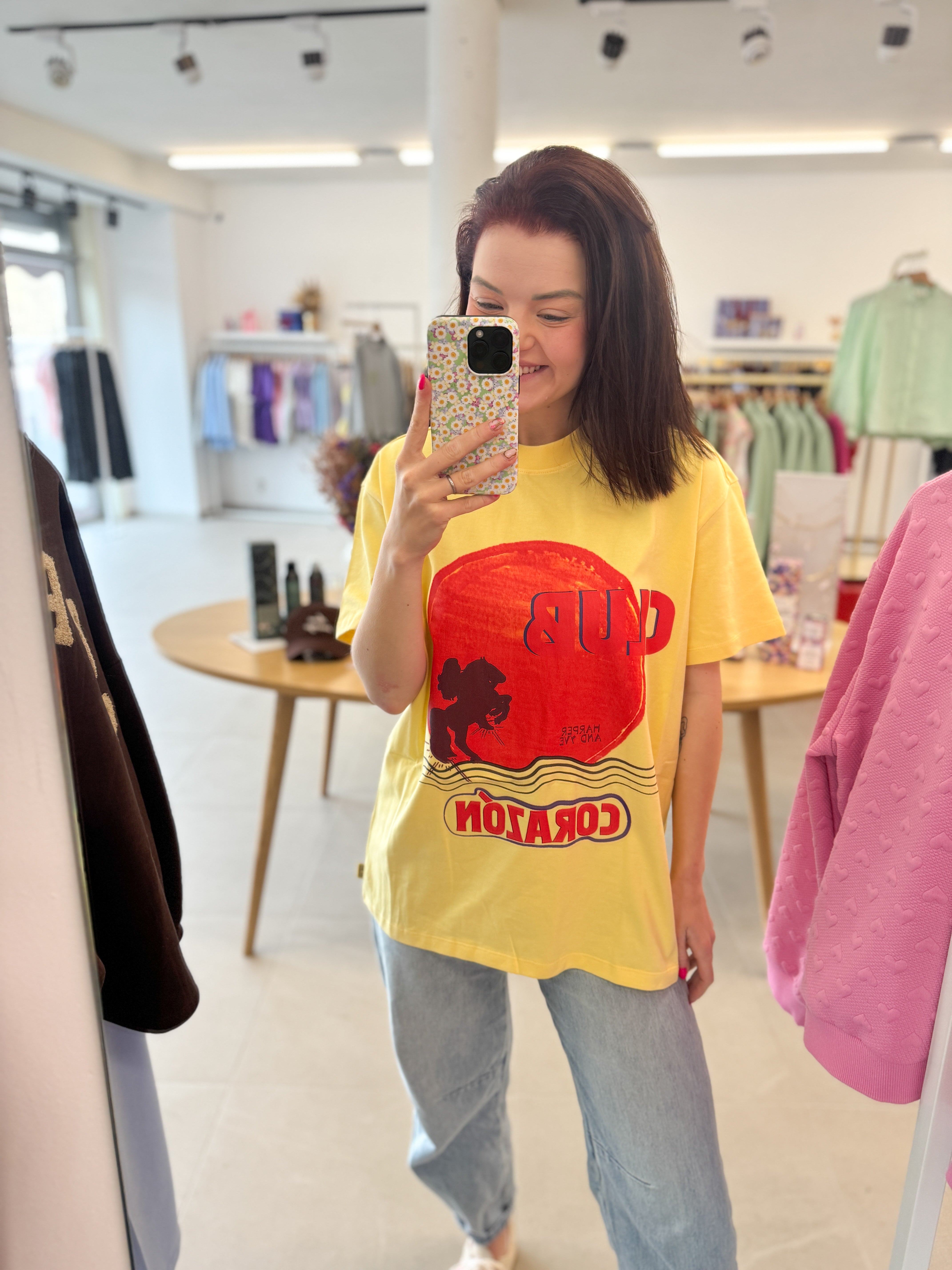 Club Corazon T-shirt - Light Yellow