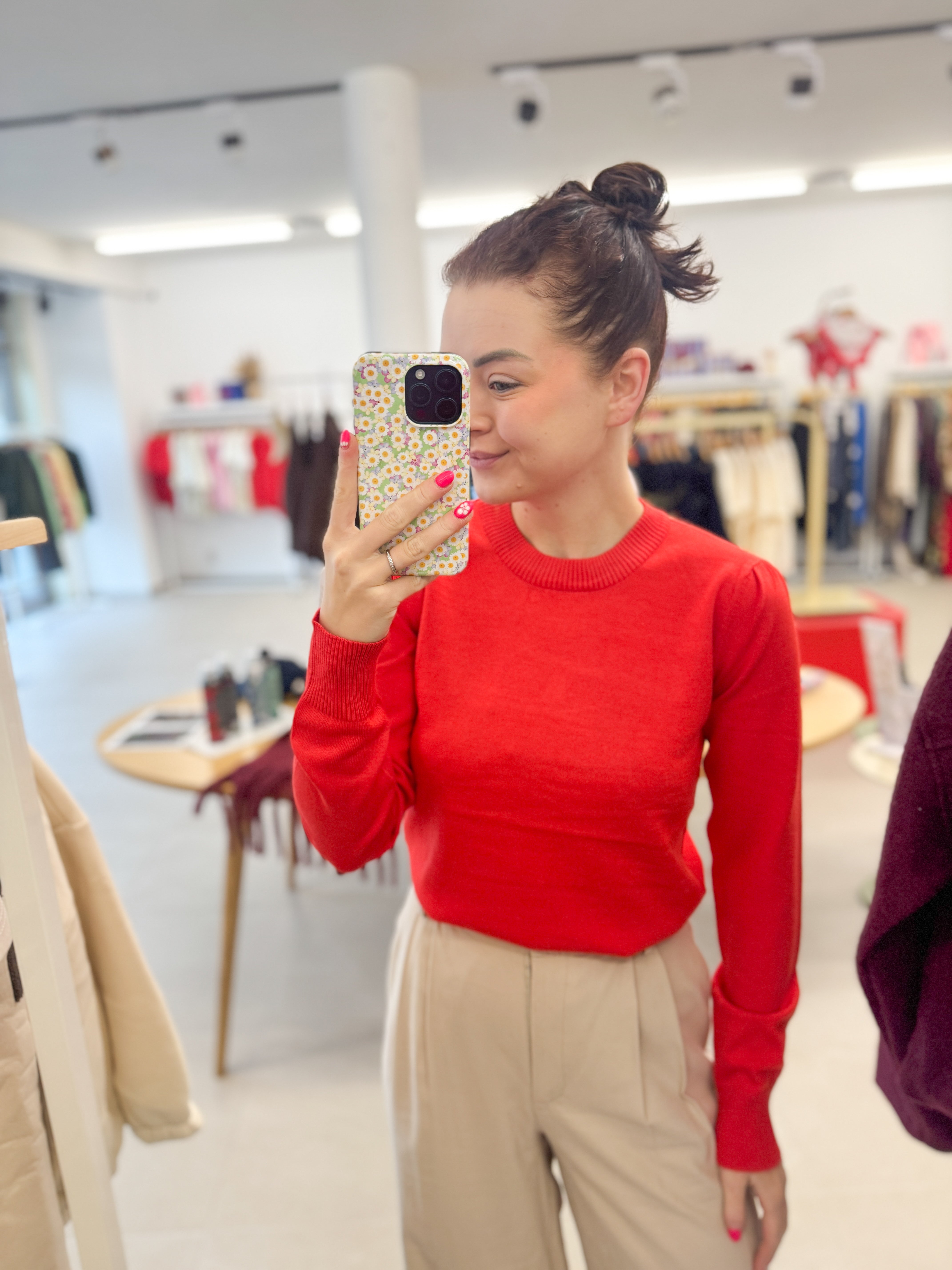 MilaSZ Pullover - Valiant Poppy