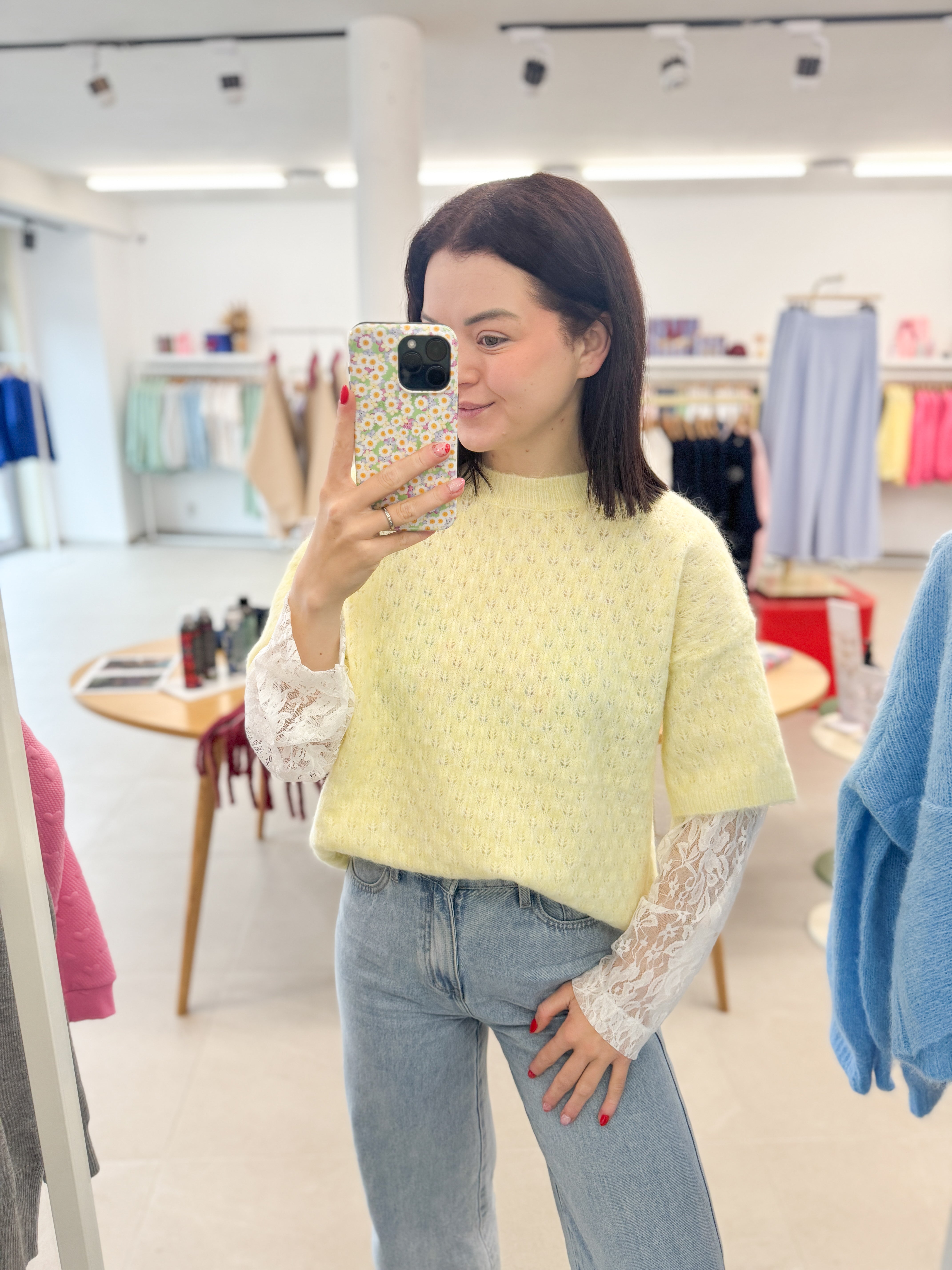 yellow detail lace knit