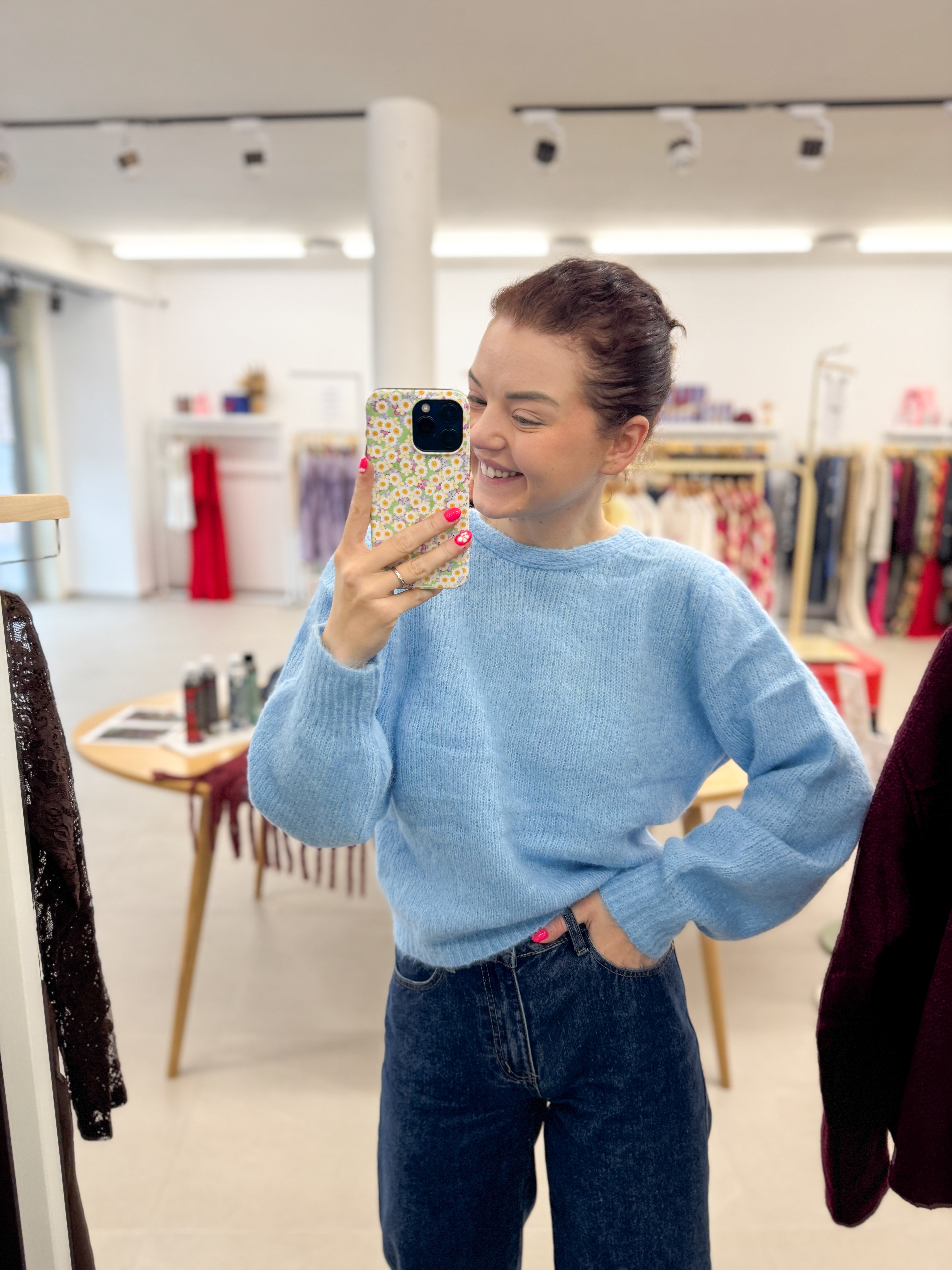 Soft open back knit - Blue