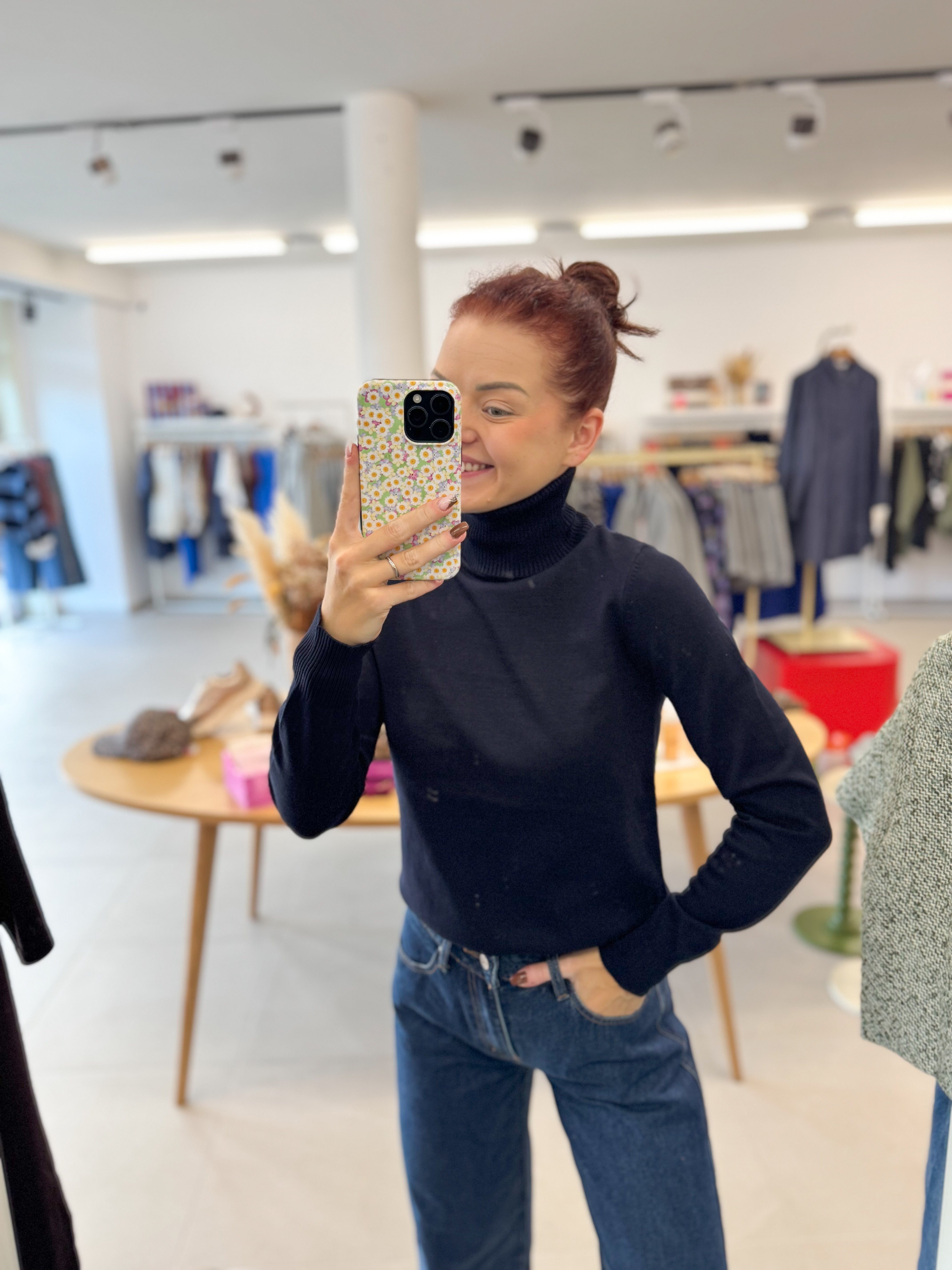 Mila SZ Rollneck Pullover - night sky blue