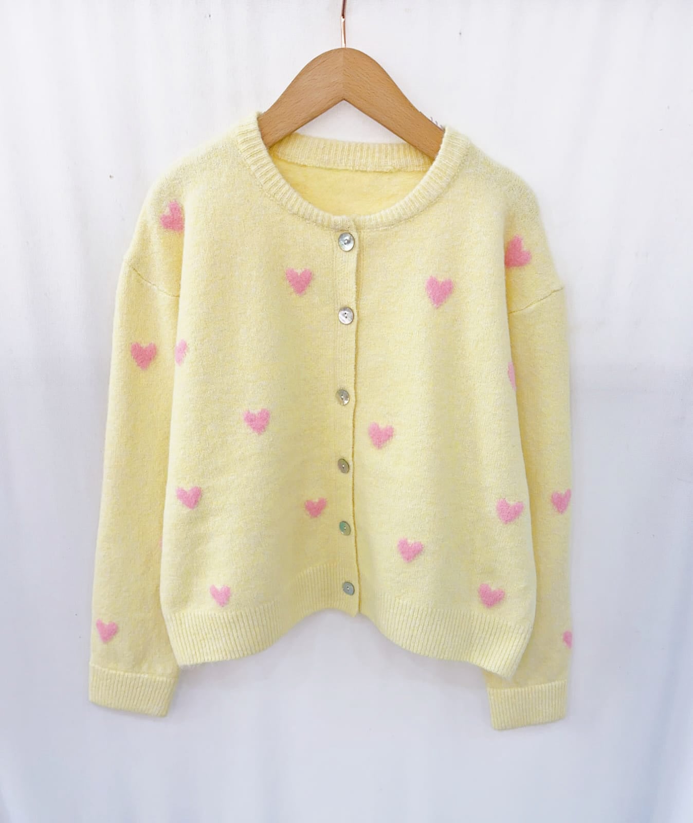 Yellow button knit - Pink hearts