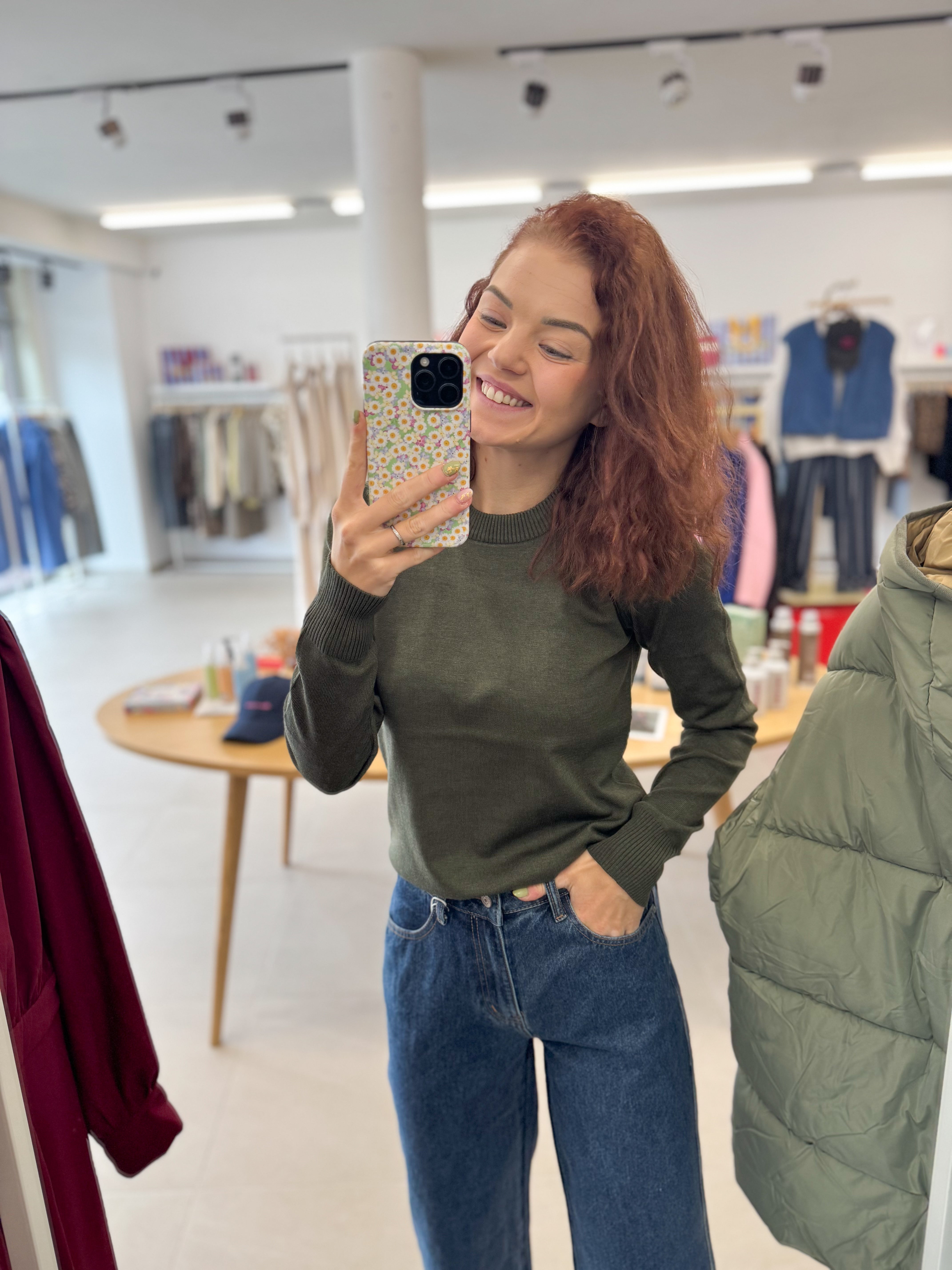 Mila SZ Pullover - Army green