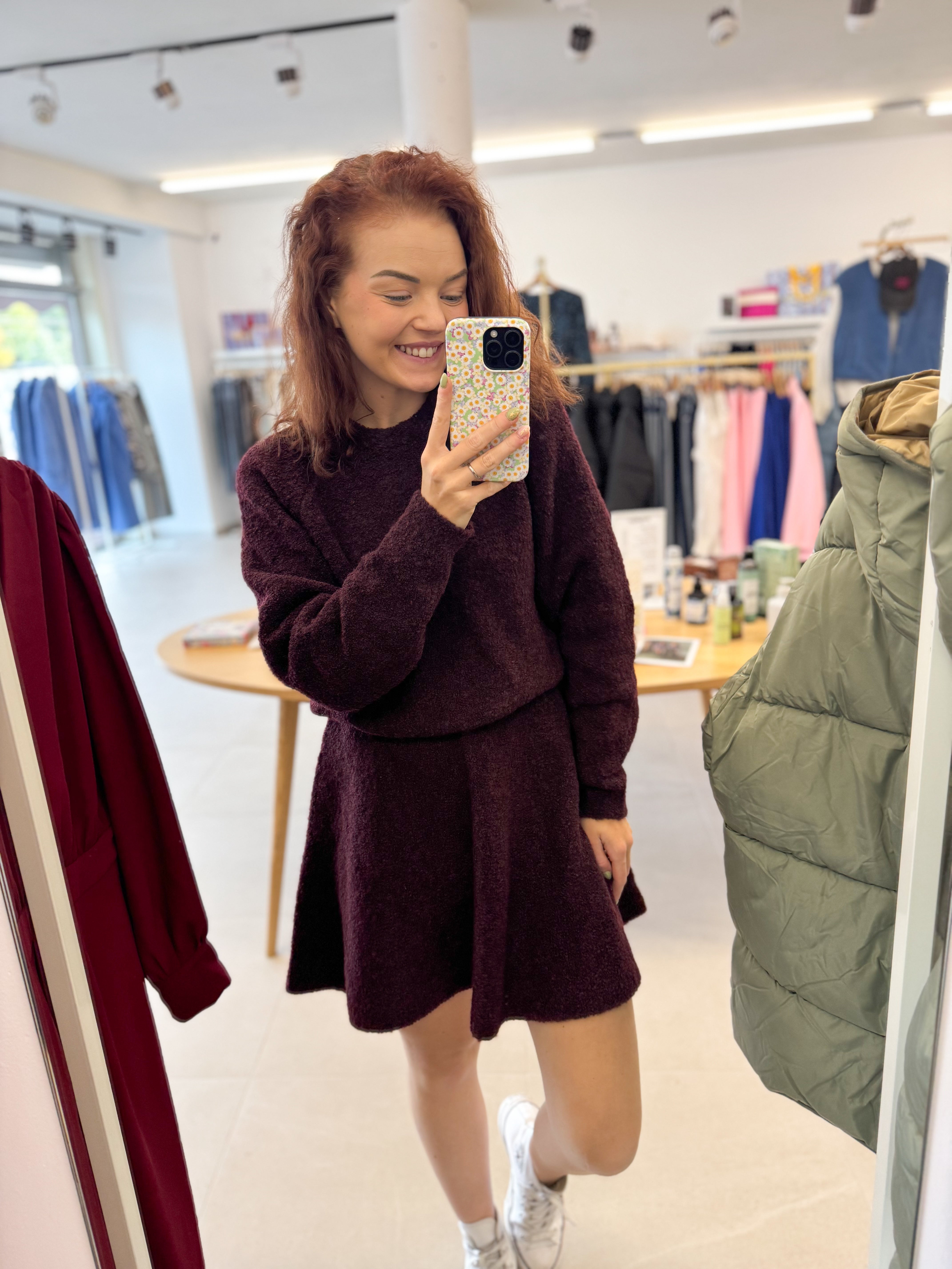 GelaSZ Skirt - Winetasting