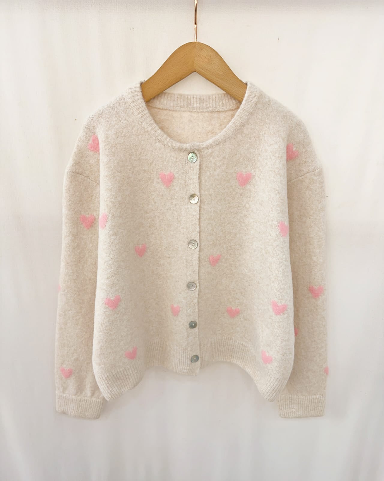 Beige/Pink heart button knit