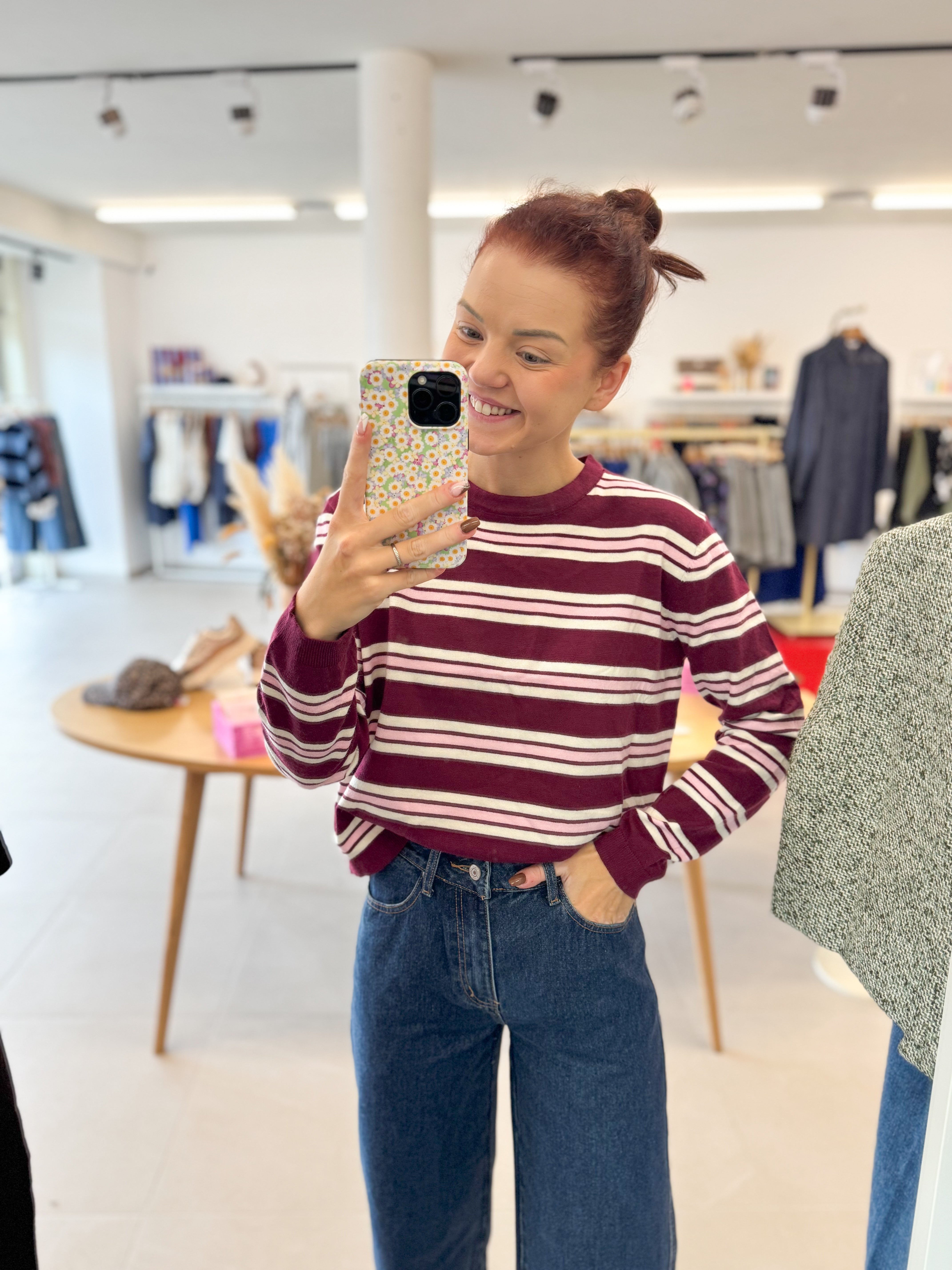 Soft striped knit -Burgundy/Pink