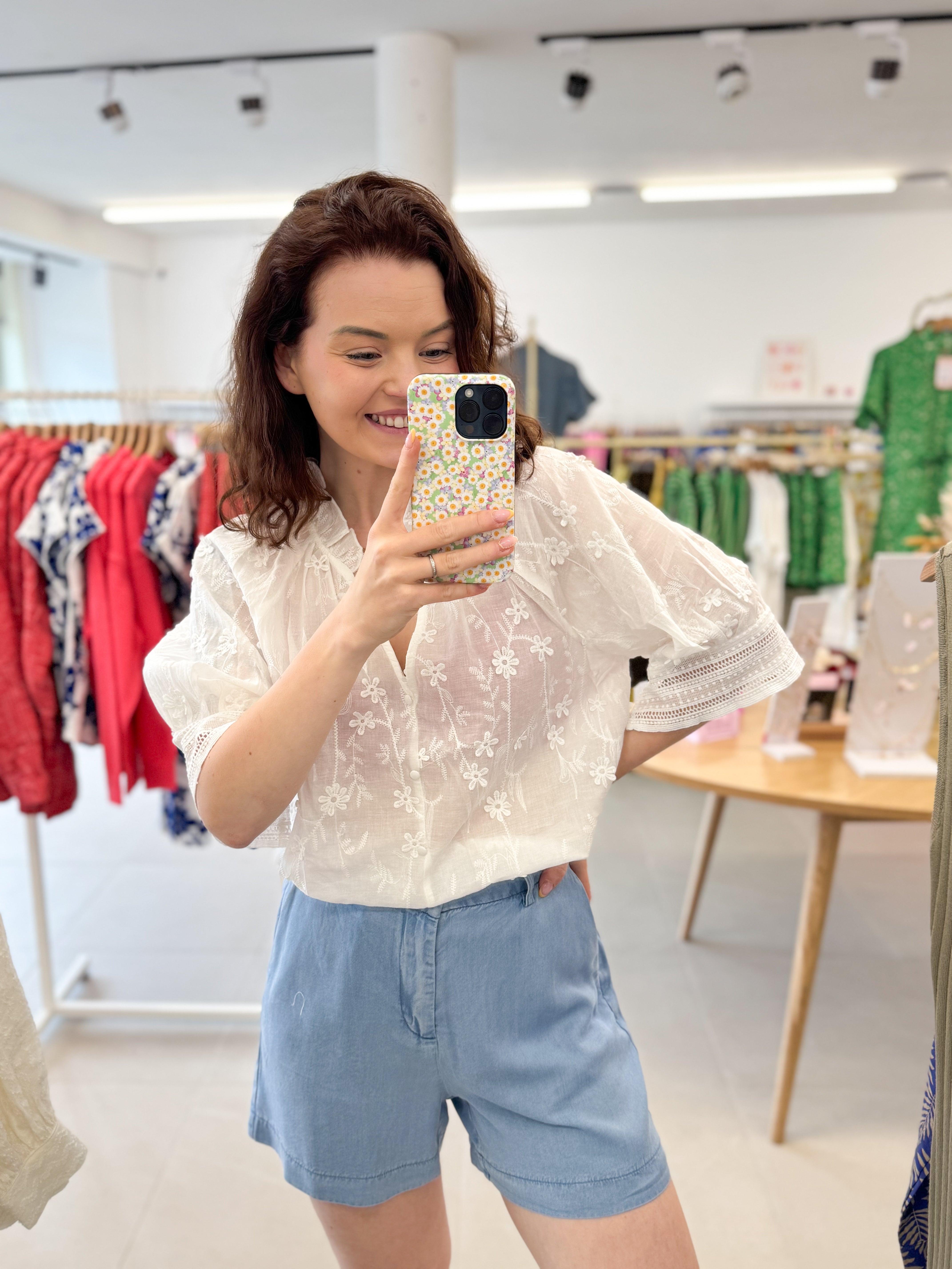 Broderie blouse - White