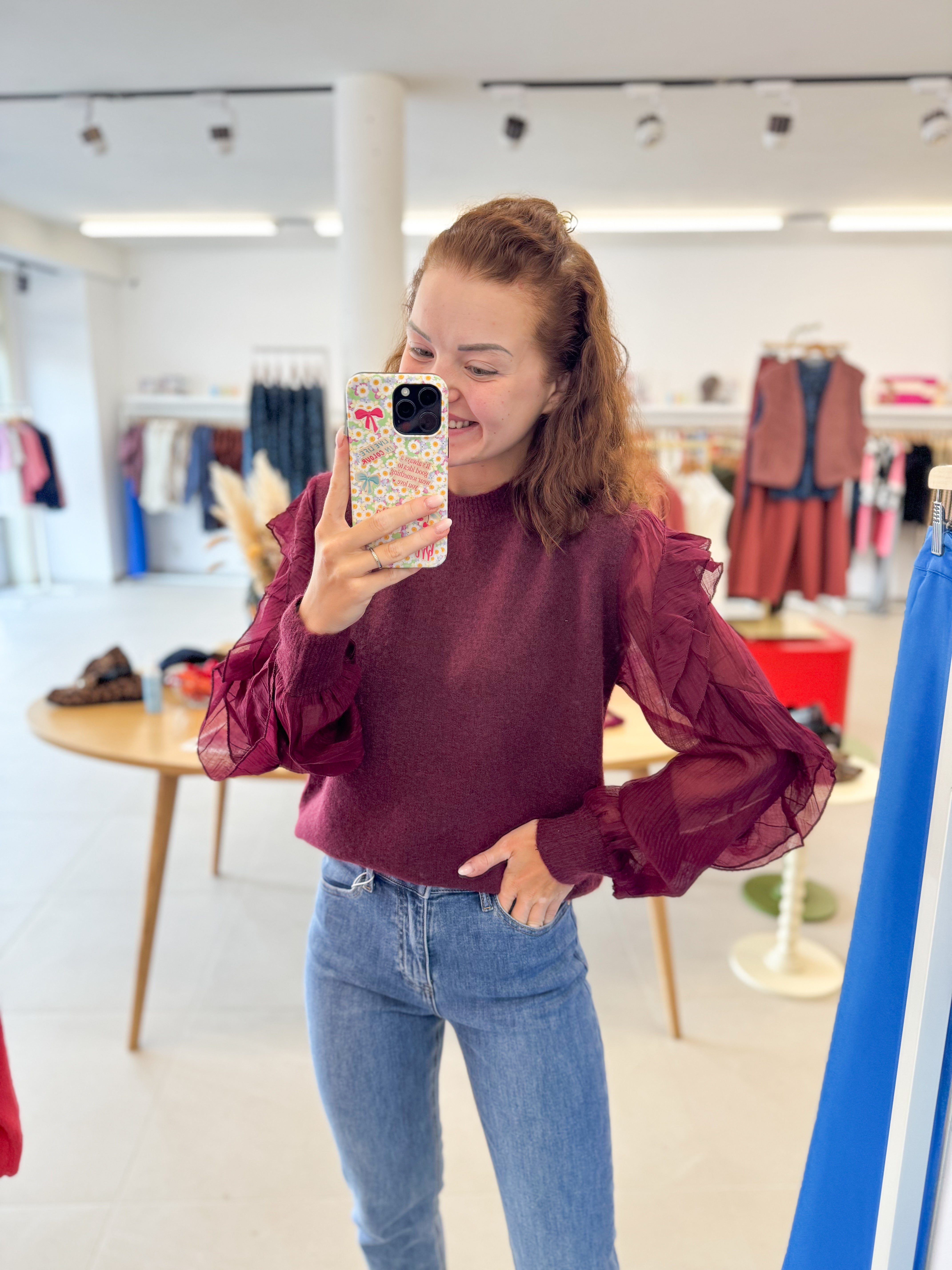 Ruffle knit - Bordeaux