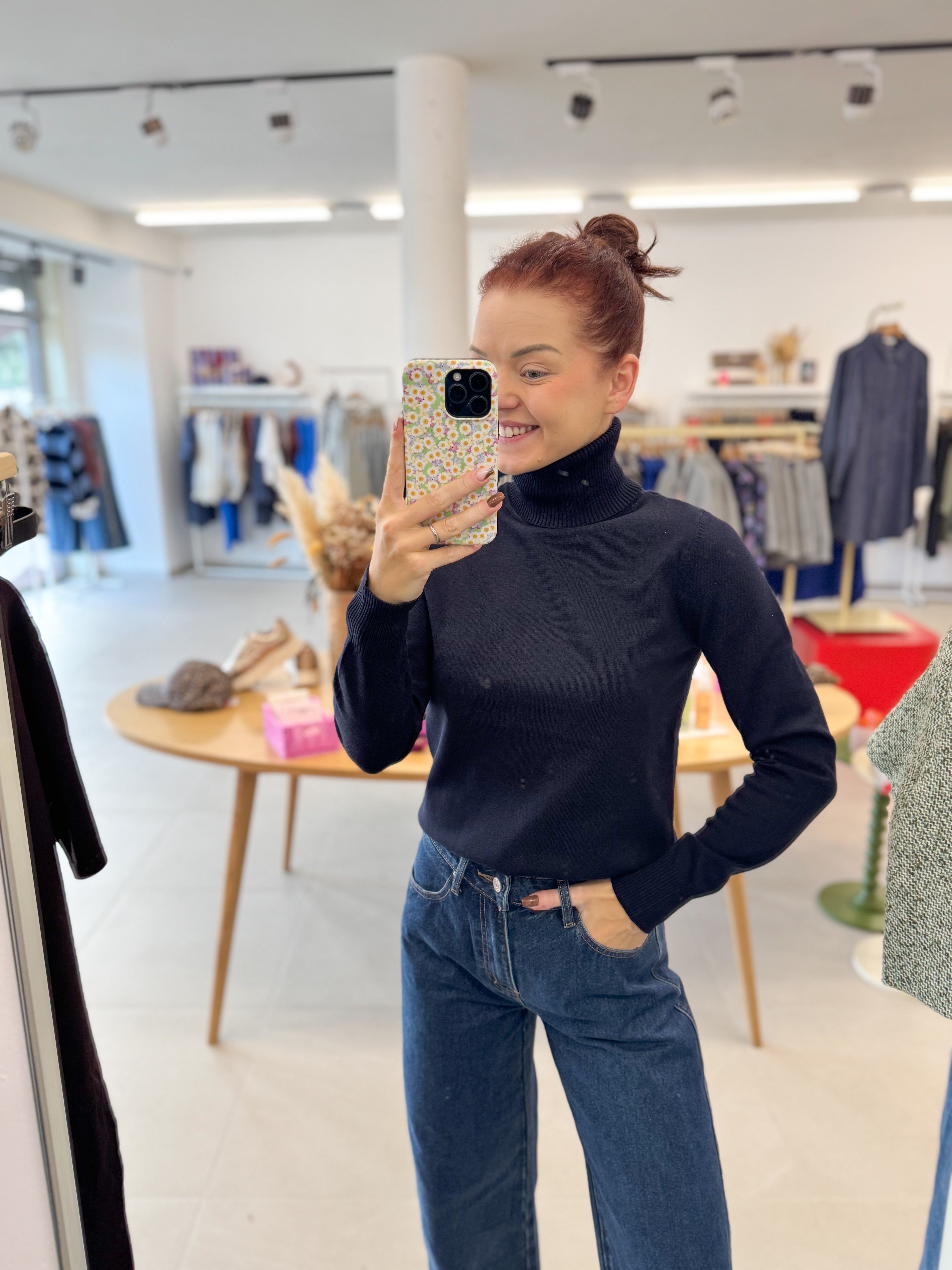 Mila SZ Rollneck Pullover - night sky blue