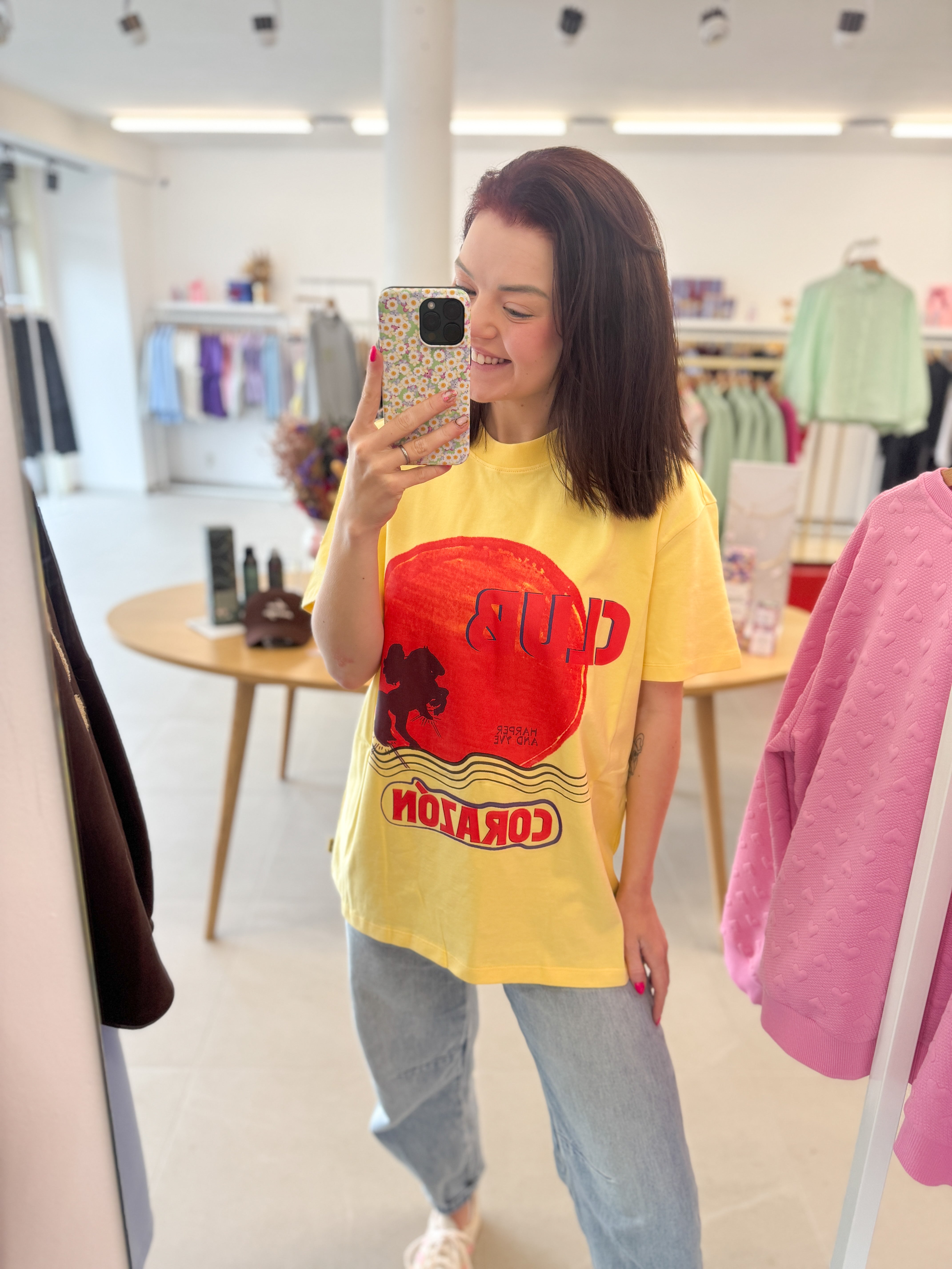 Club Corazon T-shirt - Light Yellow