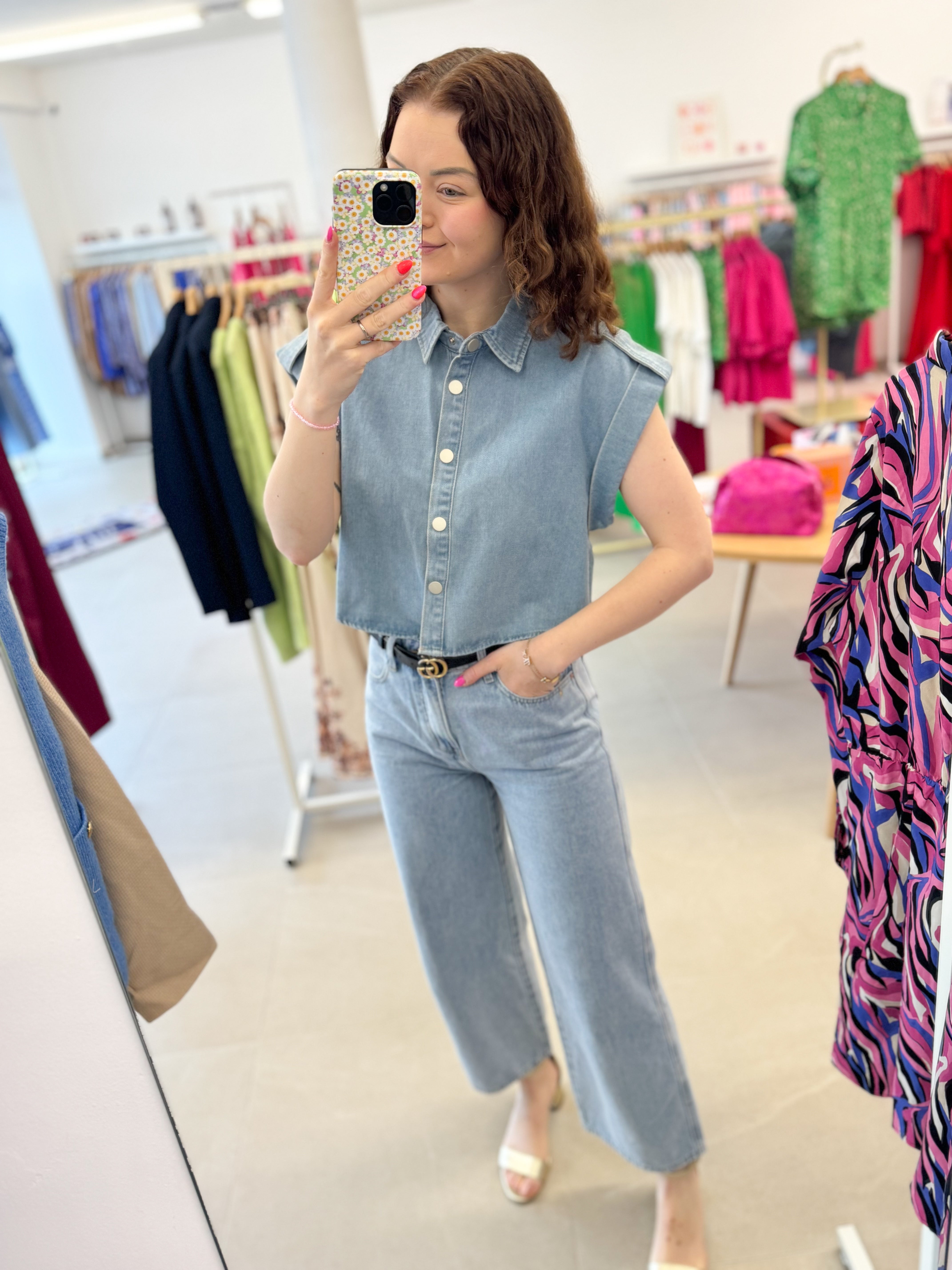 Cropped denim jeans