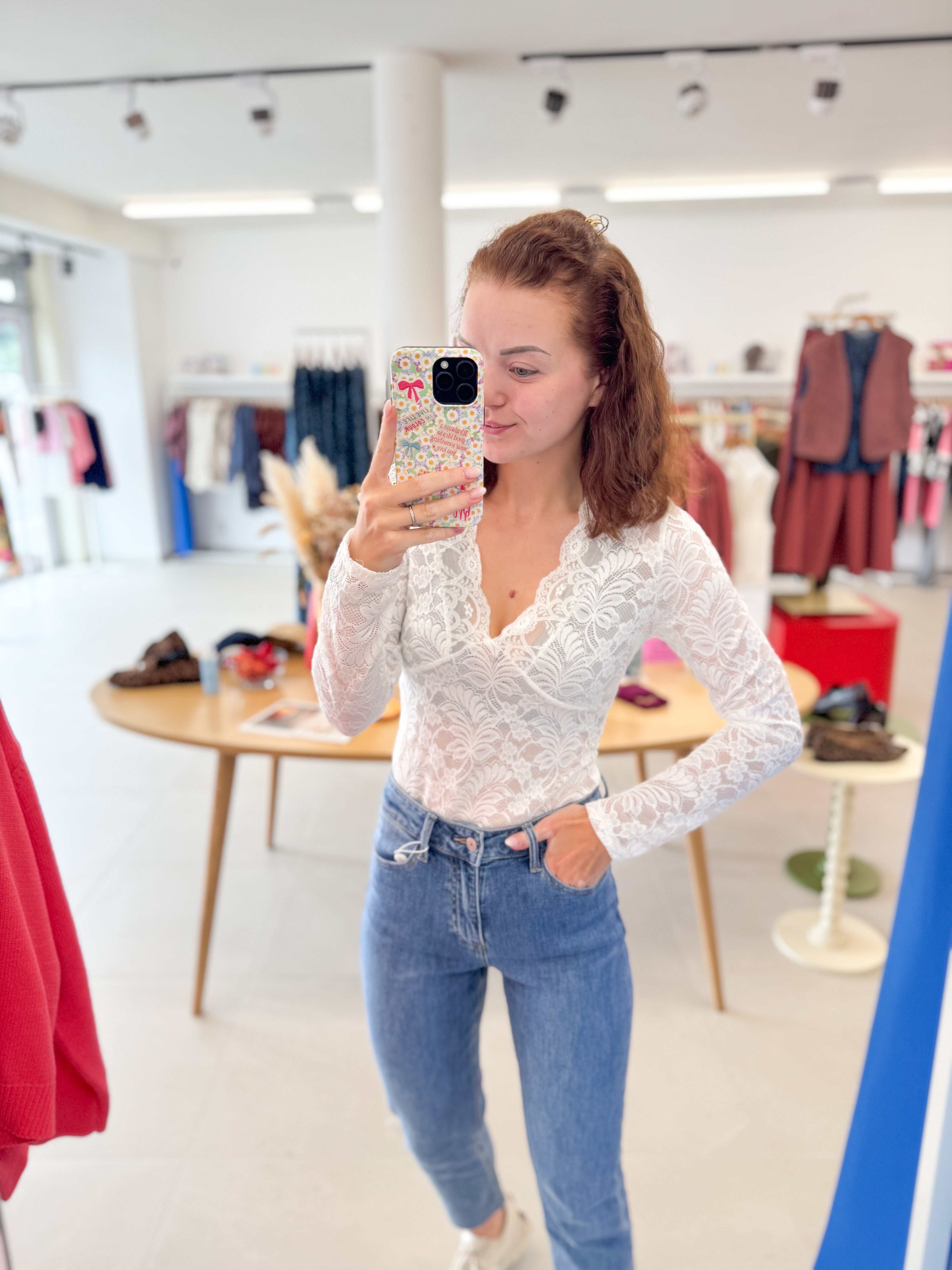Basic Lace top - White